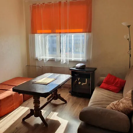 Apartman Simple One Flat By City Center Bridge *