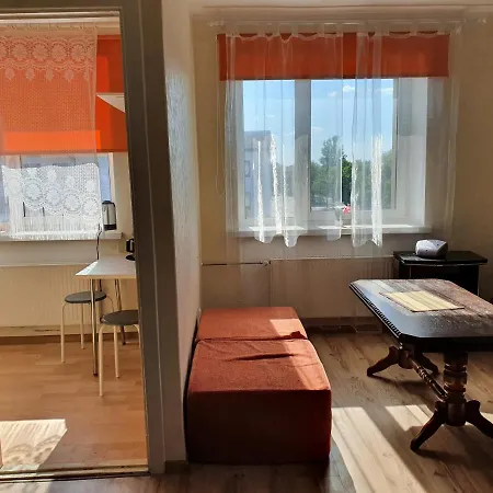 Simple One Flat By City Center Bridge Apartman *